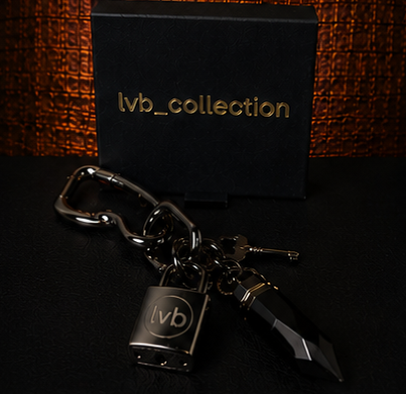 L’Atelier Sculpté Noir/ Obsidian